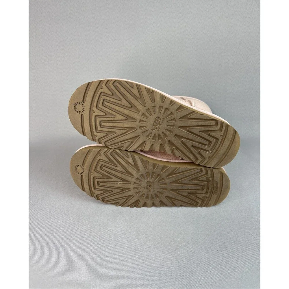 Womens 7 UGG Boots Classic Short Baby Pink Perforated Boho Festival w/ Box RARE! - Picture 14 of 15